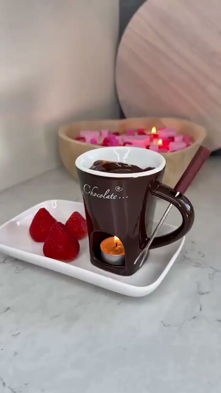 MugMelts Chocolat en vidéo : fraise trempée dans le chocolat fondu